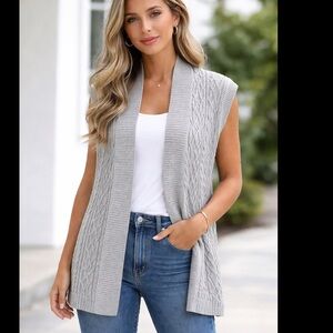 Grandma Cottage Core Chunky Gray Cable Knit  Vest Cardigan